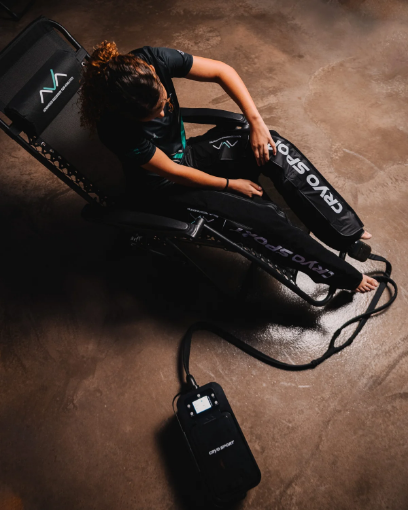 Immagine di Cryo Sport – Dispositivo portatile per crioterapia con compressione attiva